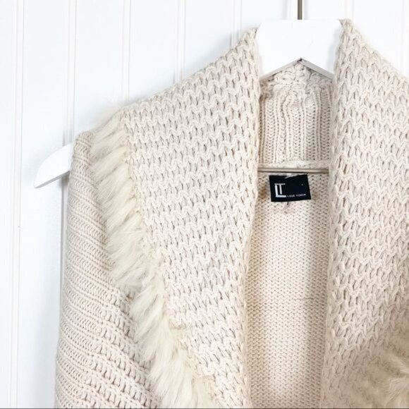 Love Token Danielle Rabbit Trim Knit Sweater Vest Cream Beige Luxury Size Small - Picture 3 of 10